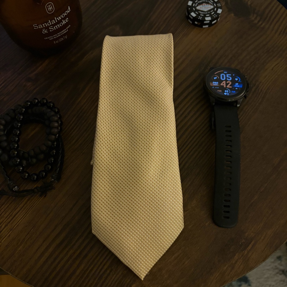 Michael Kors Men's Gold Yellow Textured Silk Tie